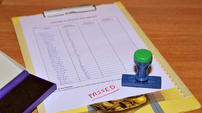 The Greatest Show on Earth: A Week-by-Week Guide to the Olympic Games